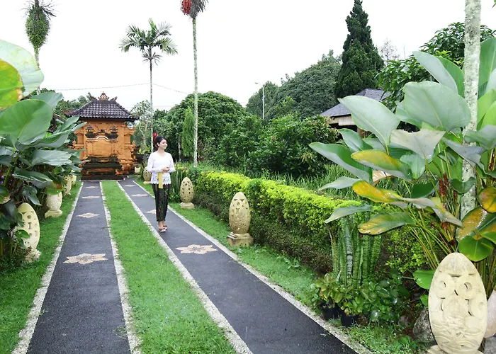 Puri Karang Besakih ホリデーパーク Menanga