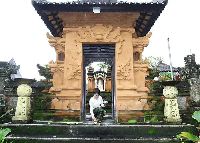 ホリデーパーク Puri Karang Besakih